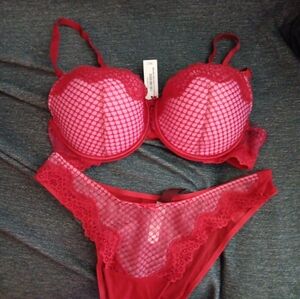 NWT Adore Me Rubie Push Up 36D Bra/Medium Brazilian Panty Set Red
